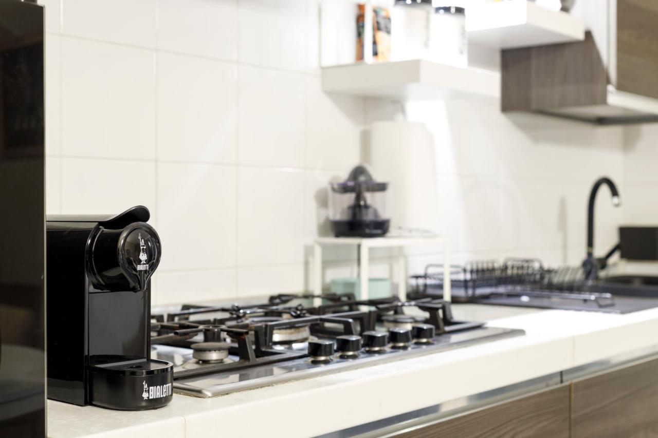 Elly's Parcheggio Privato Apartamento